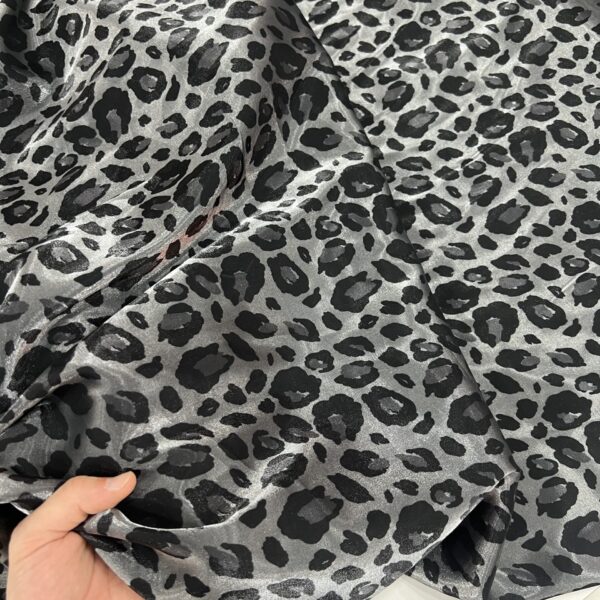 İpek Floş Leopar