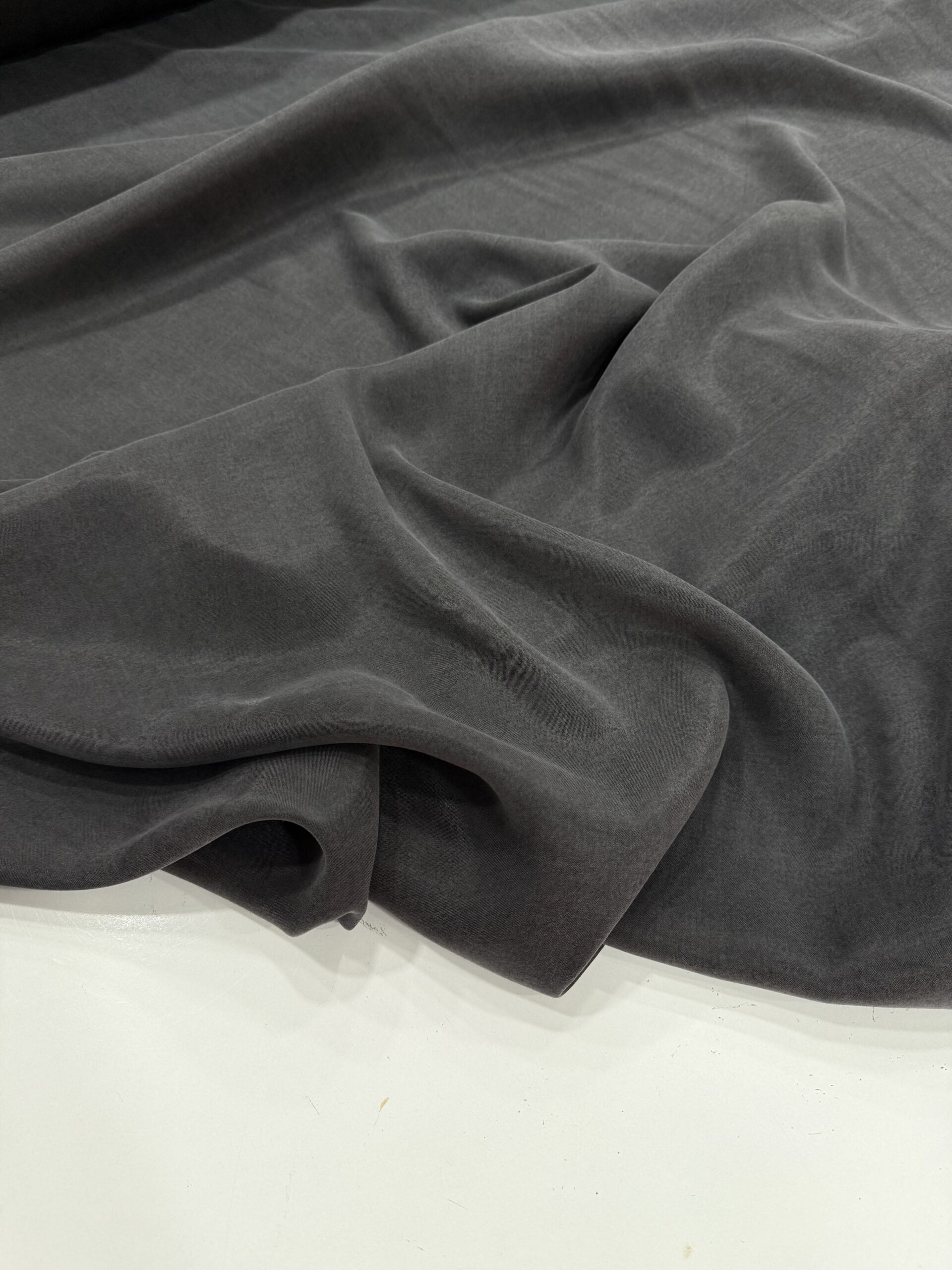 IMG_0388 İpek Cupra Siyah - Görsel 2